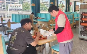 平安产险浦江支公司：筑牢防非安全网，守护汽运平安行